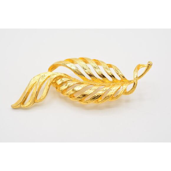 Vintage Leaf Pin Brushed Gold Shiny Metallic Feather 1980s Bin5B - Picture 4 of 12